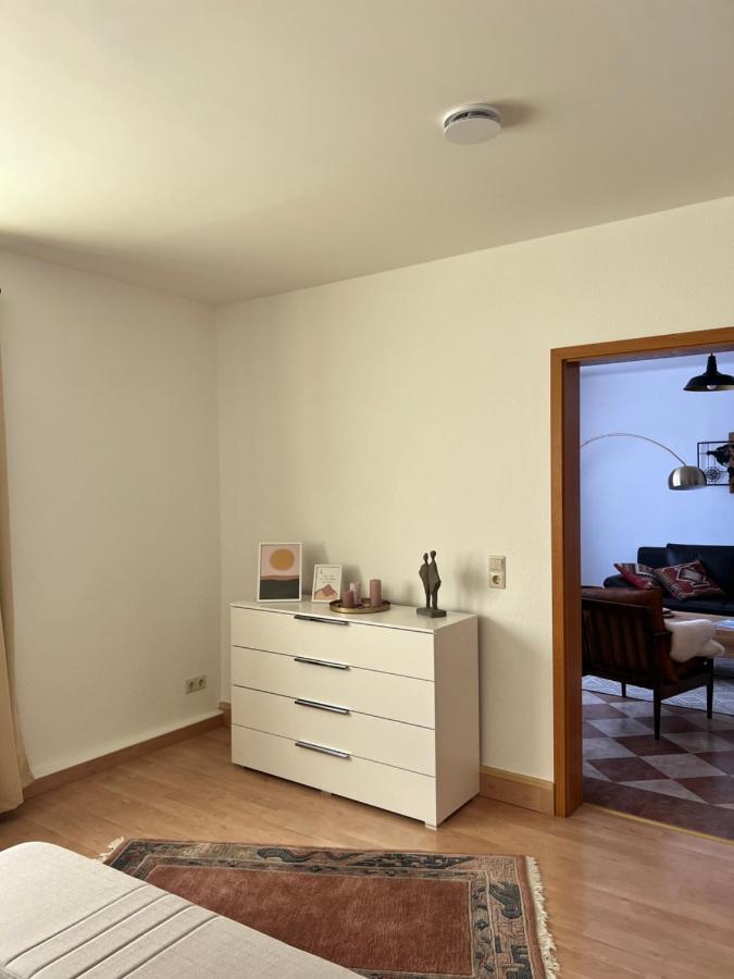 Sehr Schoene Wohnung,Komplett Neu Eingerichtet Limabach - Oberfrohna Esterno foto